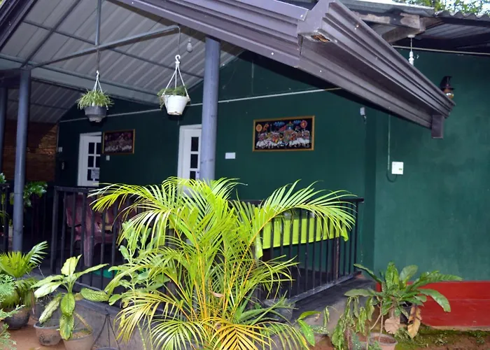 Green Lantern Inn